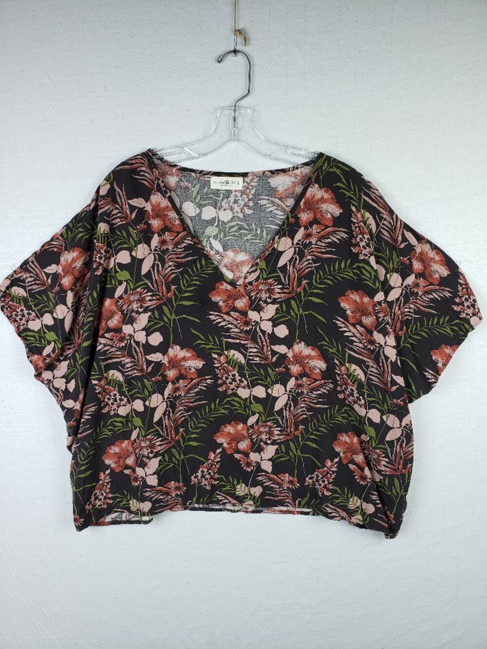 Natural Life Floral Blouse Top Oversized Rayon V-neck Boho Botanical size L